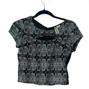 Mimi chica small party dinner crop top